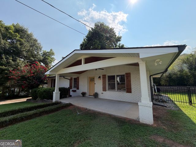 1 Alpine Drive, Newnan, GA 30263
