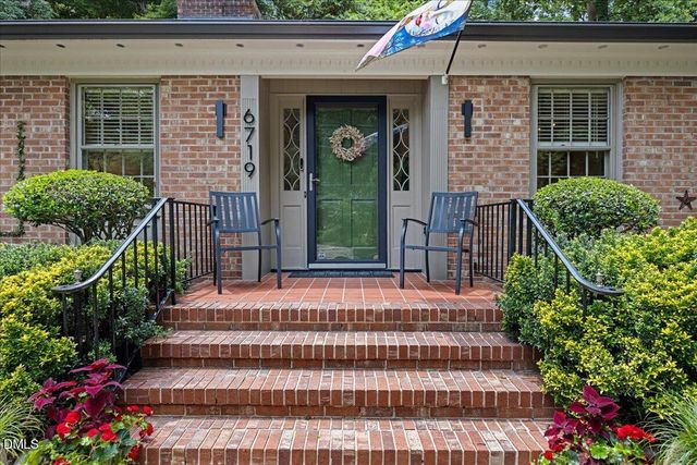 6719 Valley Lake Drive, Raleigh, NC 27612