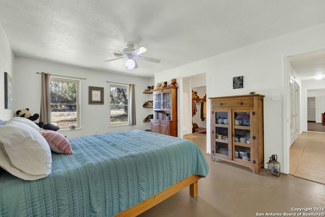 1080 Forest Trl, New Braunfels, TX 78132