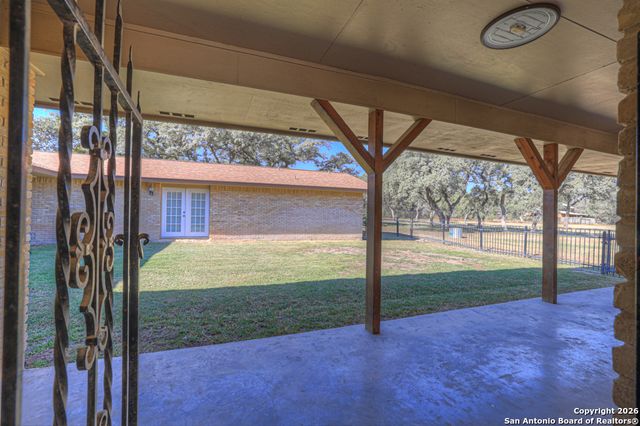 1080 Forest Trl, New Braunfels, TX 78132