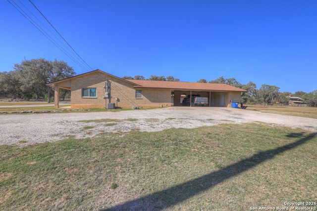 1080 Forest Trl, New Braunfels, TX 78132