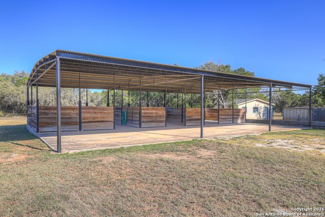 1080 Forest Trl, New Braunfels, TX 78132