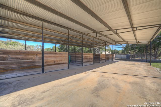 1080 Forest Trl, New Braunfels, TX 78132