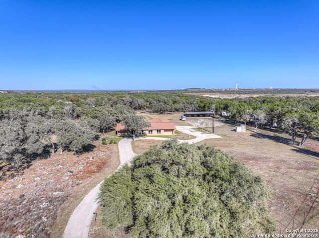 1080 Forest Trl, New Braunfels, TX 78132