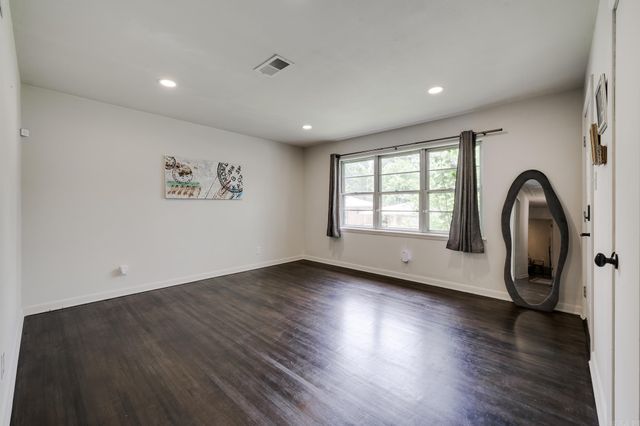 52 Berkshire Drive, Little Rock, AR 72204