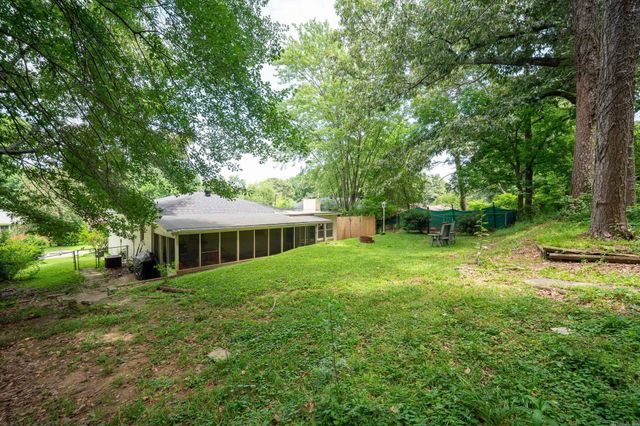 52 Berkshire Drive, Little Rock, AR 72204