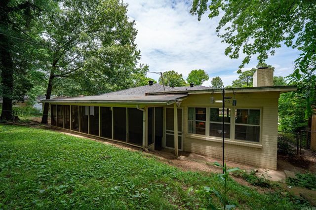 52 Berkshire Drive, Little Rock, AR 72204