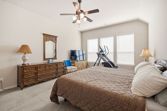 1858 Riviera Drive, Waxahachie, TX 75165