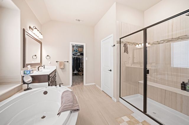 1858 Riviera Drive, Waxahachie, TX 75165