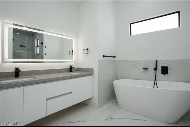 3316 4th ST SW, Lehigh Acres, FL 33976