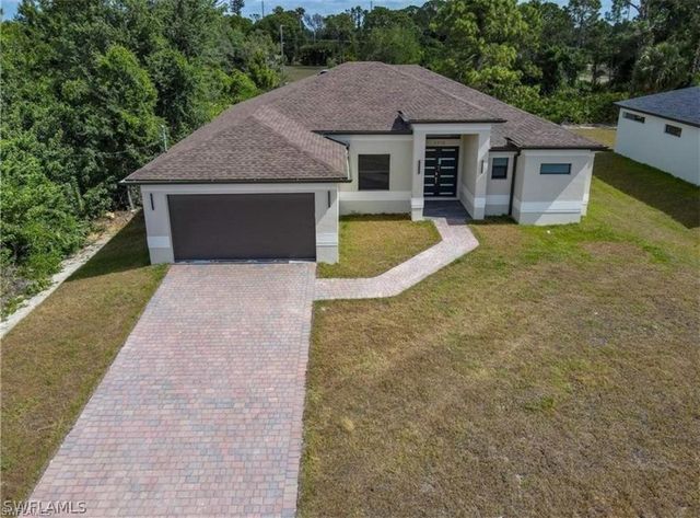 3316 4th ST SW, Lehigh Acres, FL 33976