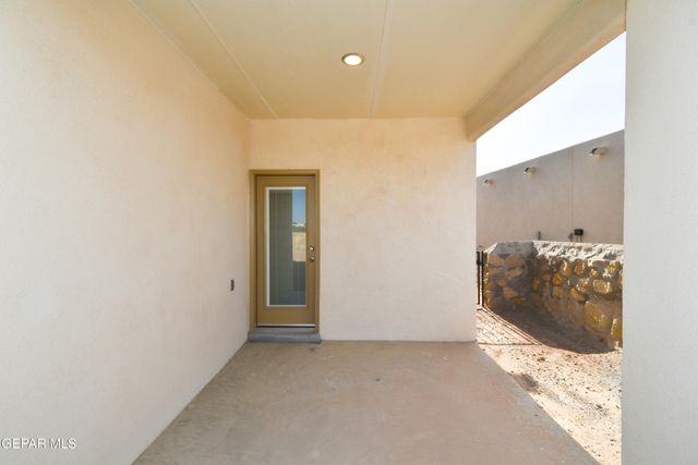 902 BROMYARD Drive, El Paso, TX 79928