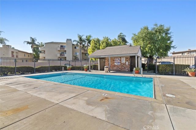 1723 Normandy D, Santa Ana, CA 92705