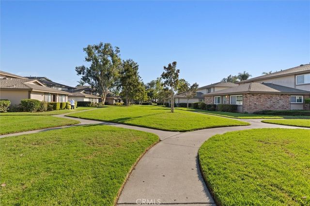 1723 Normandy D, Santa Ana, CA 92705