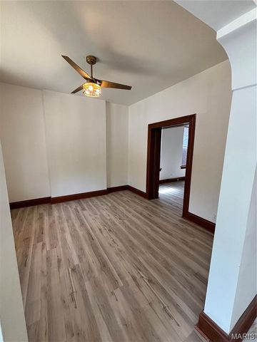 4667 Louisiana Avenue, St Louis, MO 63111