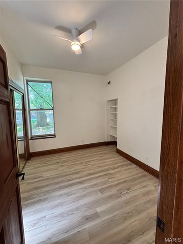 4667 Louisiana Avenue, St Louis, MO 63111