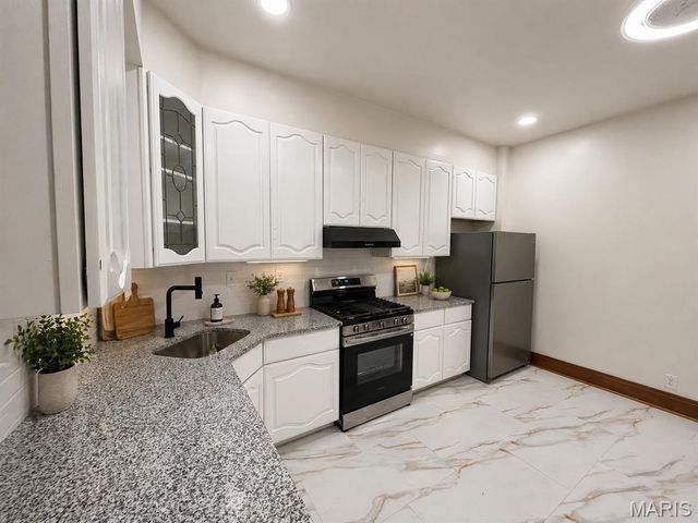 4667 Louisiana Avenue, St Louis, MO 63111