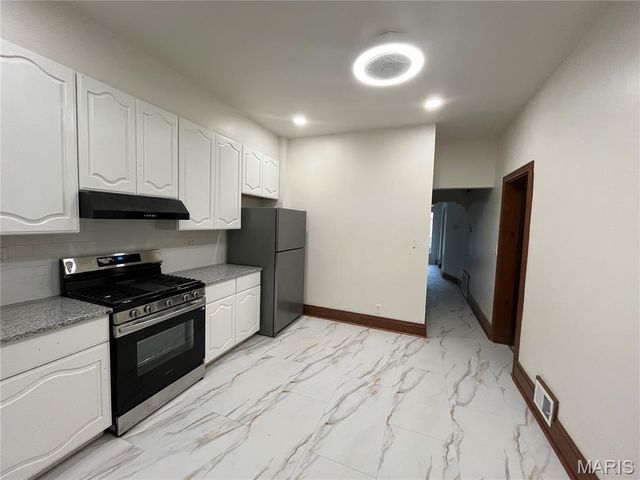 4667 Louisiana Avenue, St Louis, MO 63111