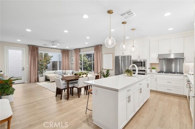 163 Tenor, Irvine, CA 92618