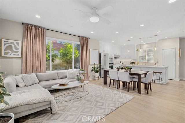 163 Tenor, Irvine, CA 92618