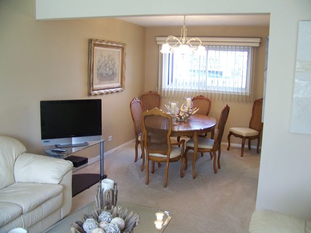 1328 Dove Court, Mount Prospect, IL 60056