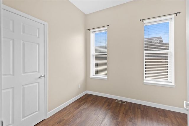 1211 Sumner Avenue, Kansas City, KS 66102