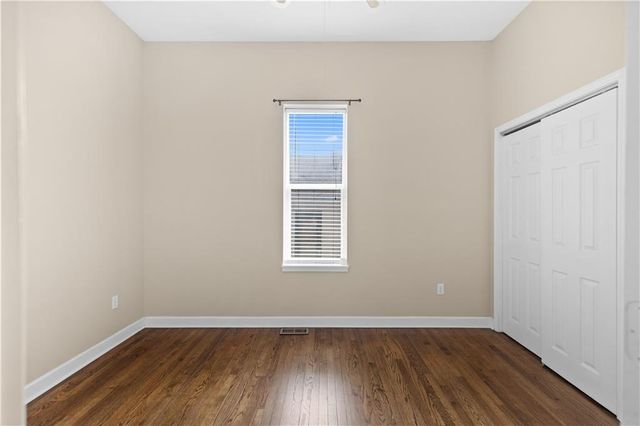 1211 Sumner Avenue, Kansas City, KS 66102