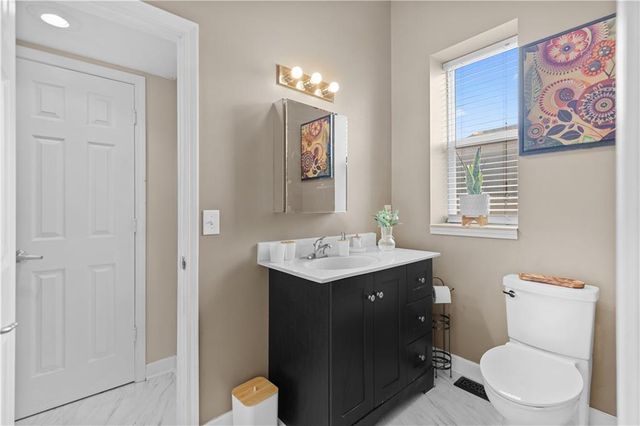 1211 Sumner Avenue, Kansas City, KS 66102