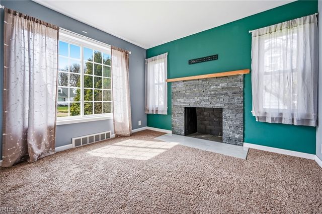 2138 Hermosa Drive, Youngstown, OH 44511