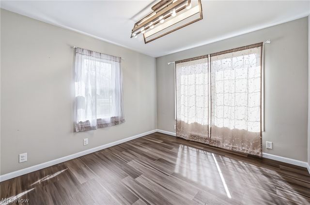 2138 Hermosa Drive, Youngstown, OH 44511