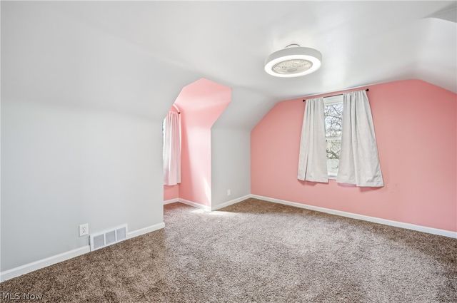 2138 Hermosa Drive, Youngstown, OH 44511