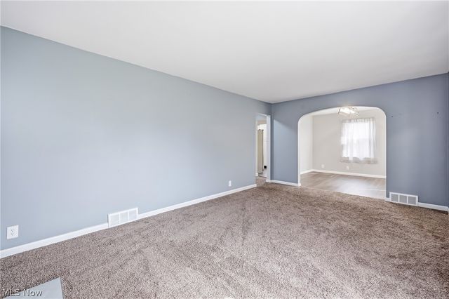 2138 Hermosa Drive, Youngstown, OH 44511