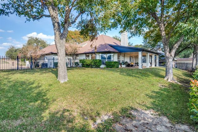 3813 Ben Creek Court, Fort Worth, TX 76008