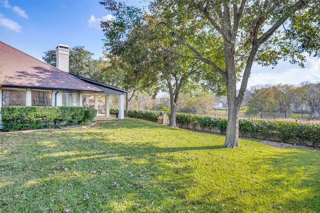 3813 Ben Creek Court, Fort Worth, TX 76008