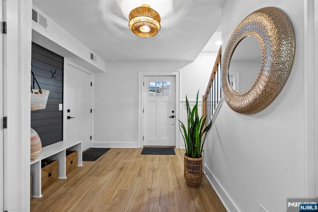 14 Mechanic Street, Ramsey, NJ 07446