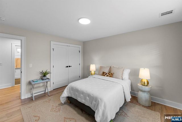 14 Mechanic Street, Ramsey, NJ 07446