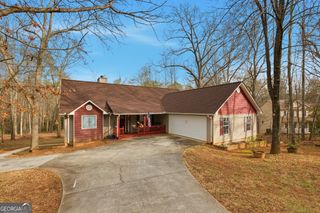 221 Grindstone Creek Drive, Clarkesville, GA 30523