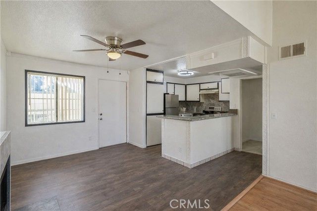 15000 Downey Ave 337, Paramount, CA 90723