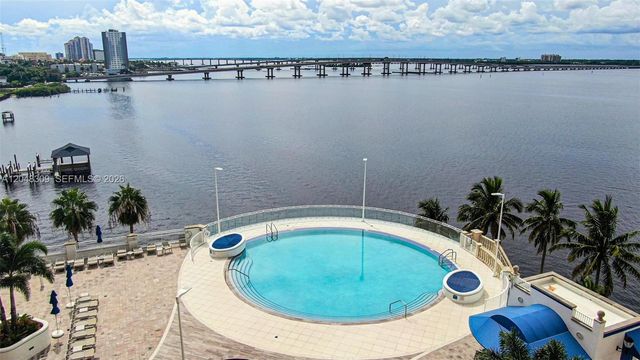 2743 1st Street 406, Fort Myers, FL 33916