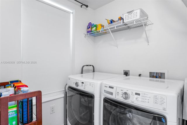2743 1st Street 406, Fort Myers, FL 33916