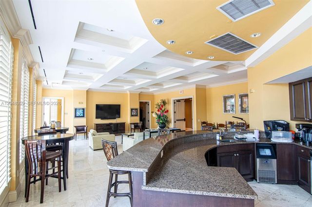 2743 1st Street 406, Fort Myers, FL 33916