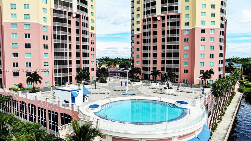 2743 1st Street 406, Fort Myers, FL 33916