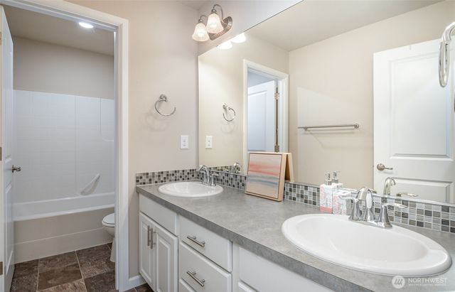 27631 154th Place SE, Kent, WA 98042