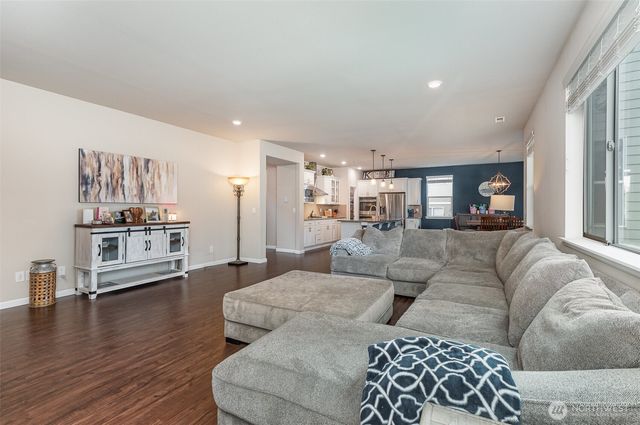 27631 154th Place SE, Kent, WA 98042