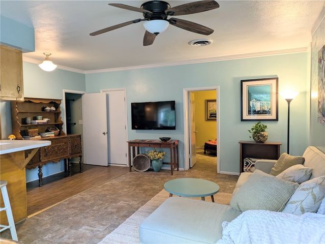 1220 Broadway, Chico, CA 95928