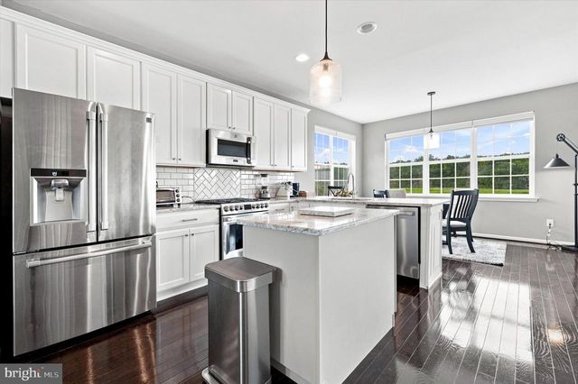 209 RIDING PATH DR, Clayton, DE 19938