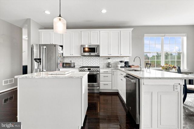 209 RIDING PATH DR, Clayton, DE 19938
