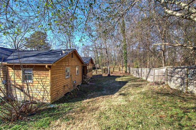 101 Ivy SE Lane, Cartersville, GA 30121