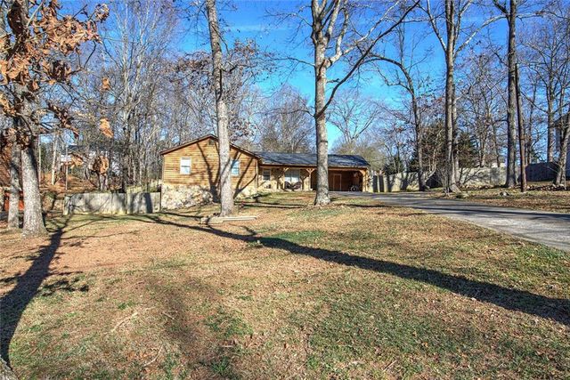 101 Ivy SE Lane, Cartersville, GA 30121