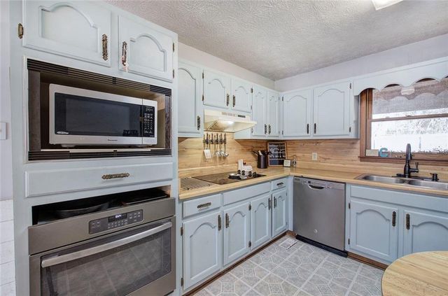 101 Ivy SE Lane, Cartersville, GA 30121